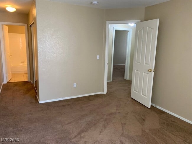 Building Photo - 210 Winnsboro St Rental