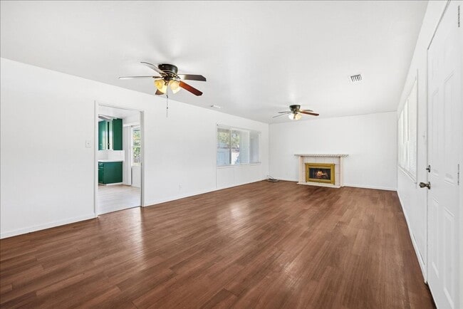 Photo - 3333 Alta Arden Expy