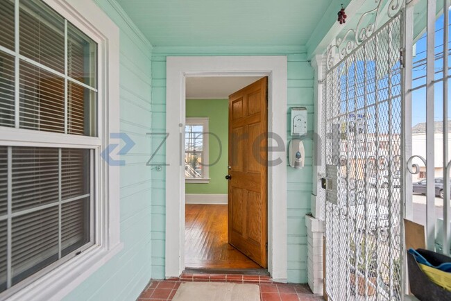 Photo - 130 Templeton Ave