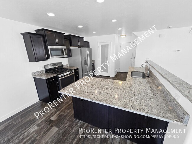 Photo - 15171 Gallant Dr