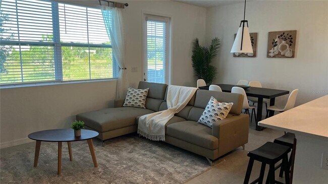 Photo - 639 Longboat Dr