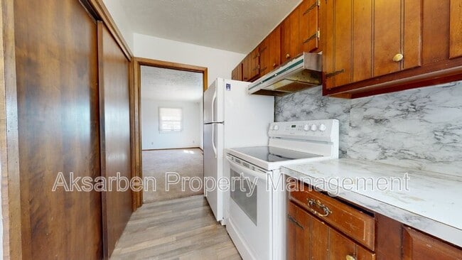 Photo - 1370 32nd Ave