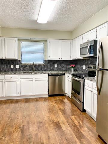 Photo - 2610 Isbella Dr