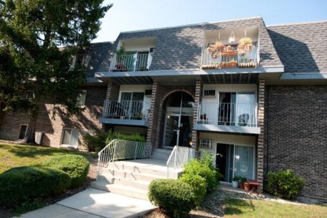 Building Photo - 928 Jonathan Ct Unit 304