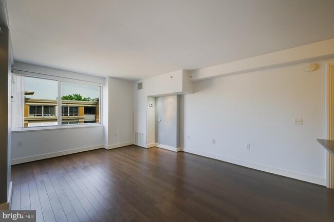 Photo - 800 4th St SW Unit N518