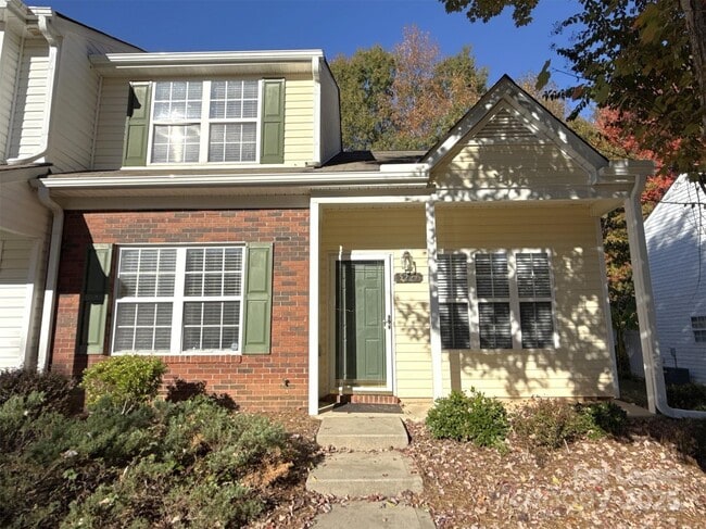 Building Photo - 5229 Ficus Tree Ln