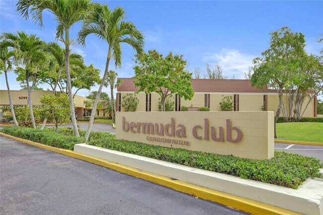 5961 NW 61st Ave Unit 310