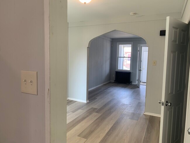 32 Bellevue Ter
