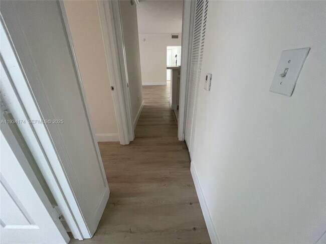 Photo - 6851 SW 44th St Unit 301