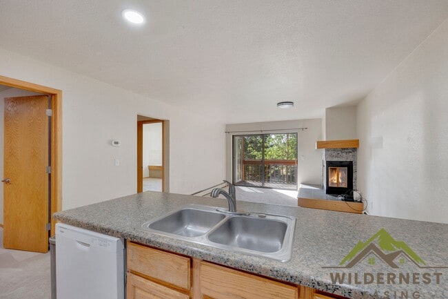 Photo - 749 Lagoon Dr