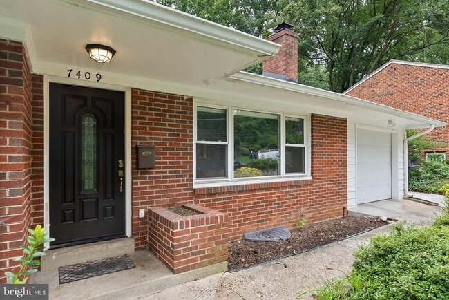 Photo - 7409 Aspen Ave