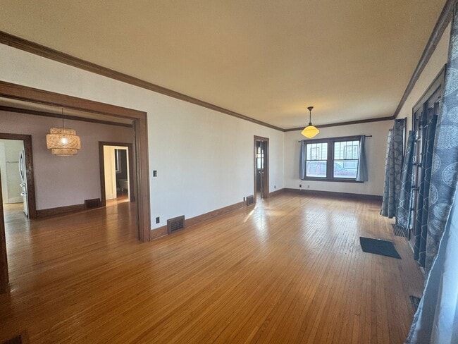 Photo - Centrally located 3-bedroom 2-bath