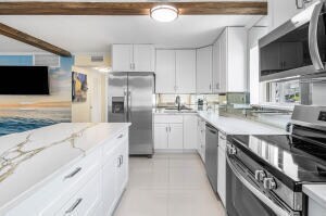 Photo - 2020 Lake Osborne Dr Unidad 10