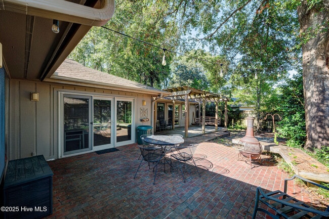 Photo - 1205 2 Mile Cir W