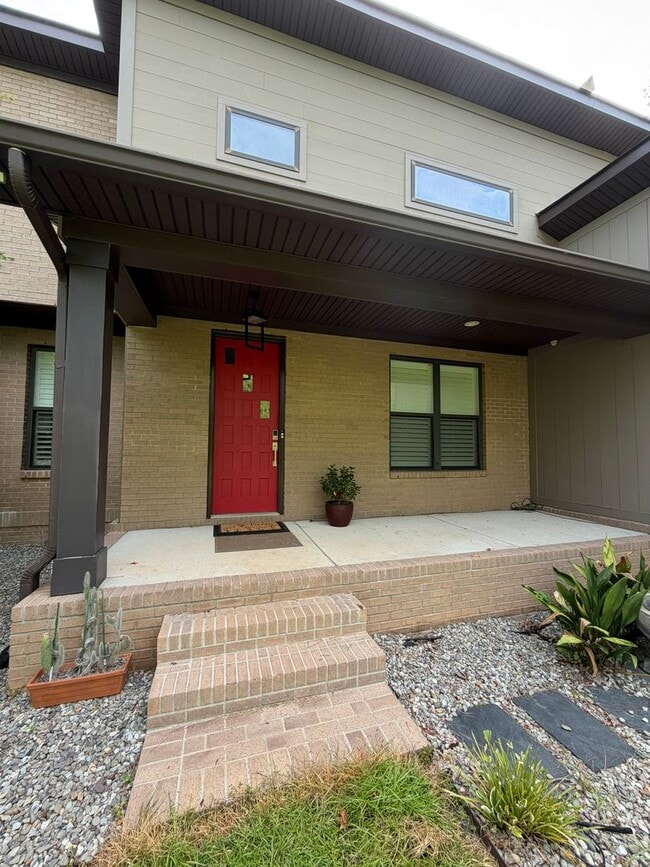 110 Sterling Point Rd