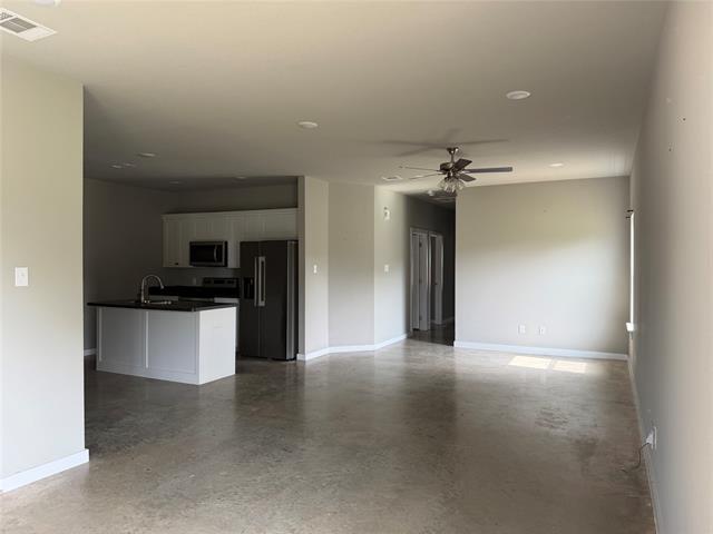Photo - 202 E Henderson St