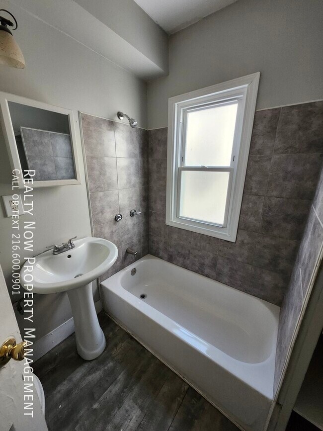 Photo - 2 Bedroom 1 bath Unit Unidad 1