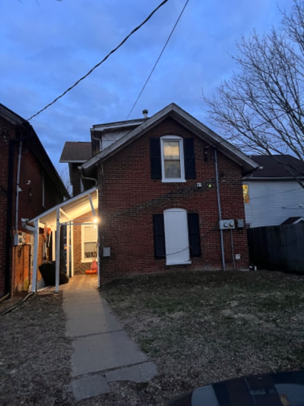 Photo - 307 W 3rd St