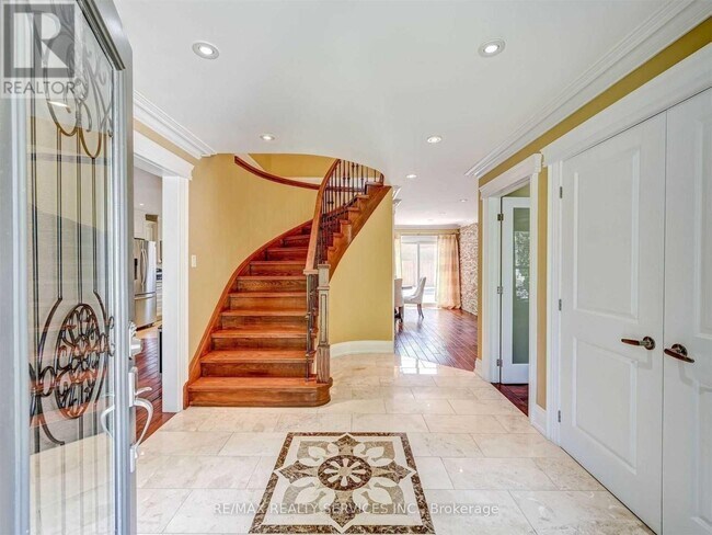 Photo - 1570 Tipperary Ct