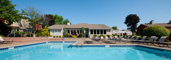 Clubhouse/pool