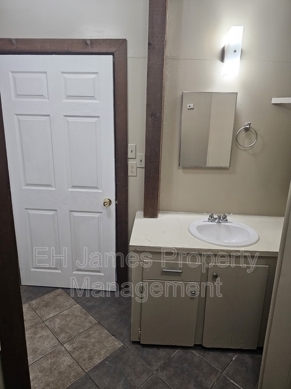 Photo - 217 N Wilson Ave