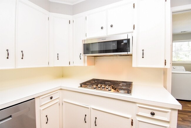 Photo - 1119 Edgewood Dr