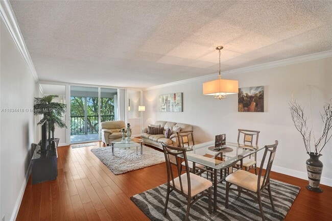 Building Photo - 370 NW 76th Ave Unit 307 Rental