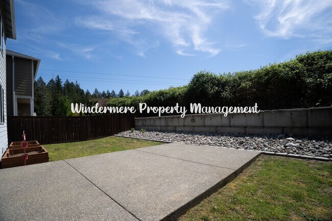 Photo - Gorgeous 4 Bed Silverdale home!