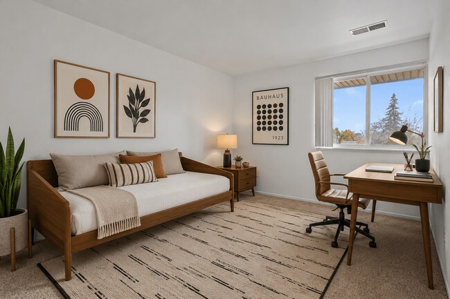 Six Trails Apartments - Saline, MI