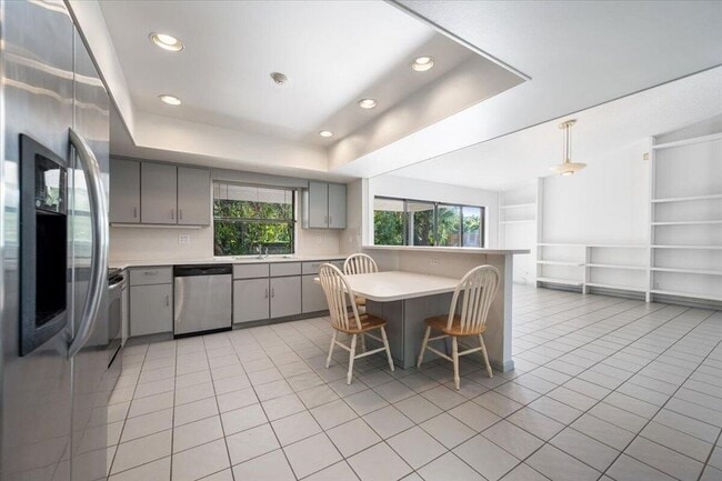 Photo - 2216 Amesbury Ct