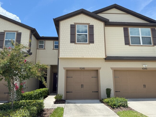 Building Photo - Hillcroft Drive Rental