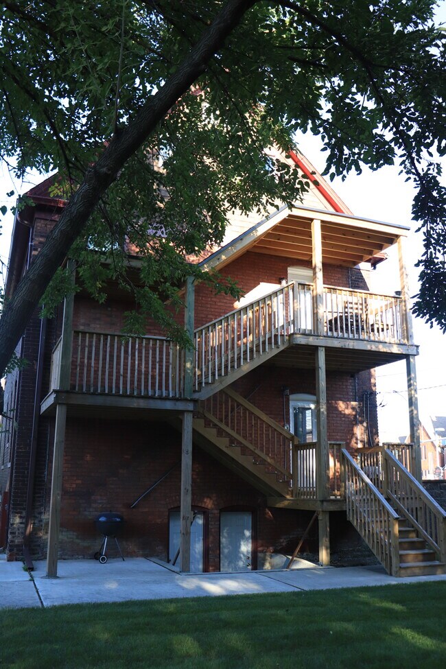 Photo - 5031 Trumbull St Unit 5031