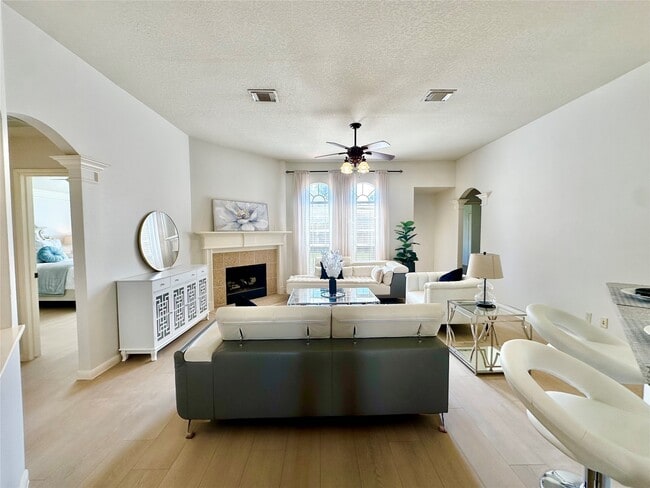 Photo - 5822 Carta Valley Ln