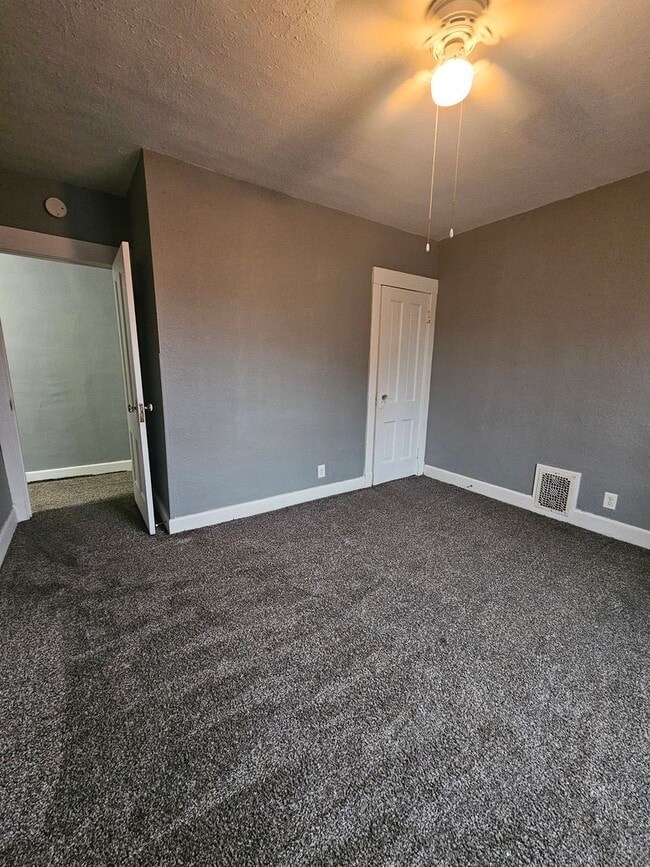 Photo - 606-608 W 9th Street Unit 608 W 9th St.