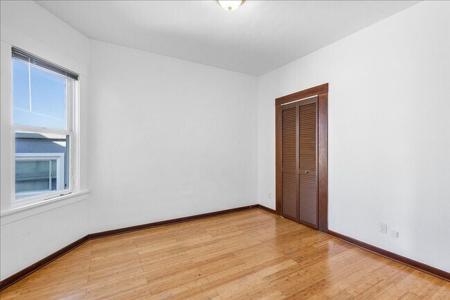 Photo - 478 Central Ave Unidad 478 Central Ave #B - LU