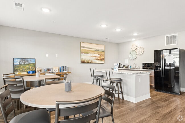 Residents Lounge - The Caravel Apartments