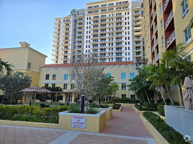 Building Photo - 7350 SW 89th St Unit 610S Rental