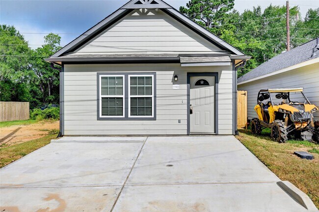 Photo - 11923 Nelwood St