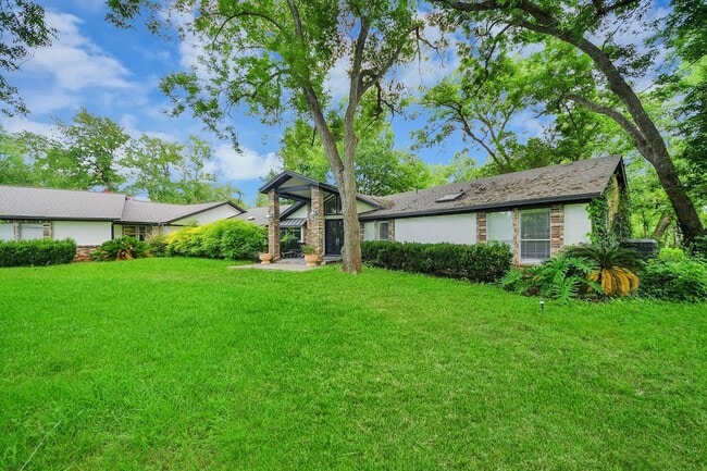 Building Photo - 4126 Pecan Bend Dr