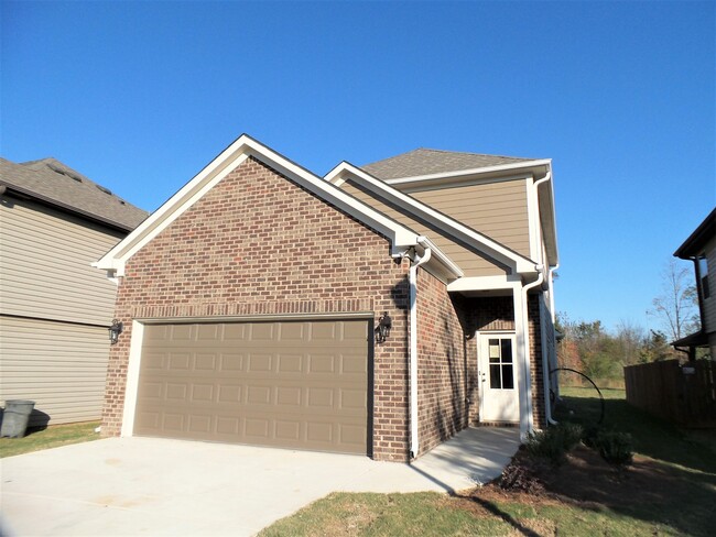 Building Photo - Home for Rent in McCalla!! Available to Vi...