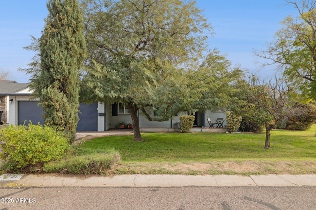 Building Photo - 6721 N 12th Wy