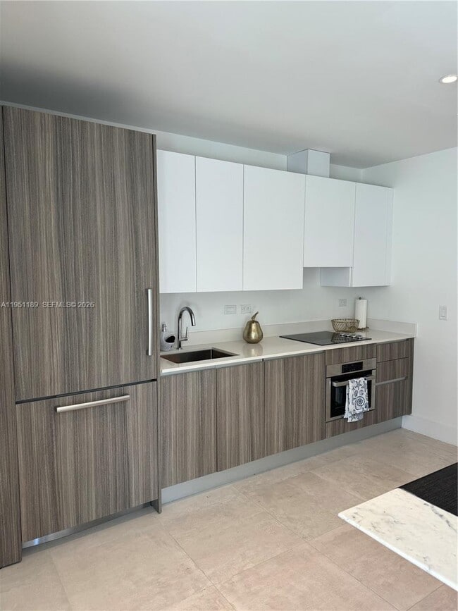 Photo - 239 SW 9th St Unidad 1405