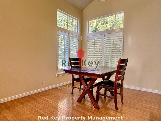 Photo - Lakeview Dr. Single Family Home