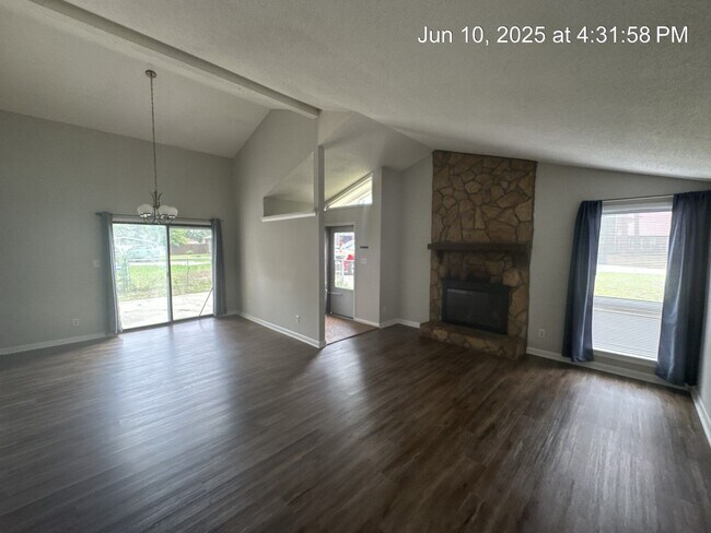 Photo - 419 Loblolly Ct