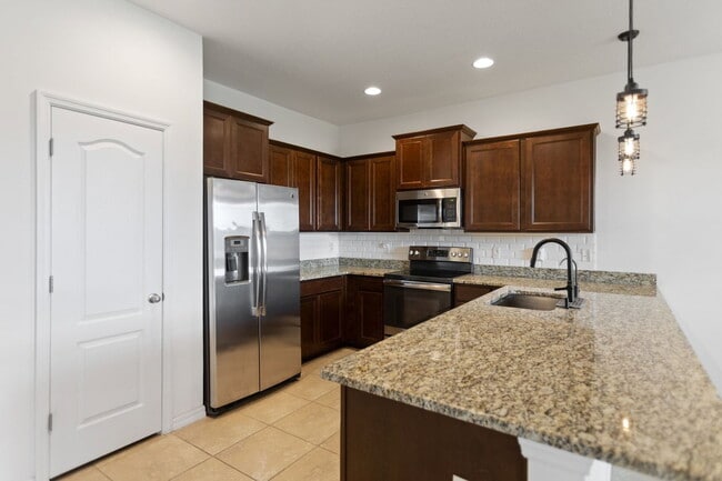 Photo - 3840 Silverlake Way