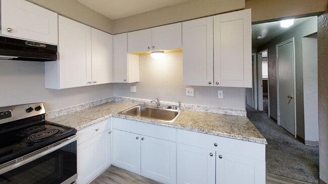 Photo - 335 Ruskin Dr Condo Unit B