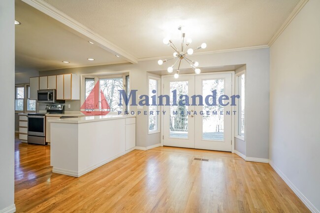Photo - Beautiful 4 Bedroom Home with Terraced Backyard.