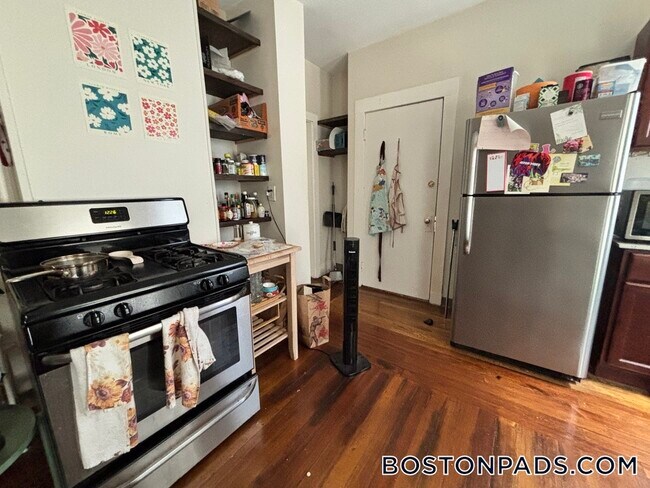 Photo - 74 Romsey St Unit 2