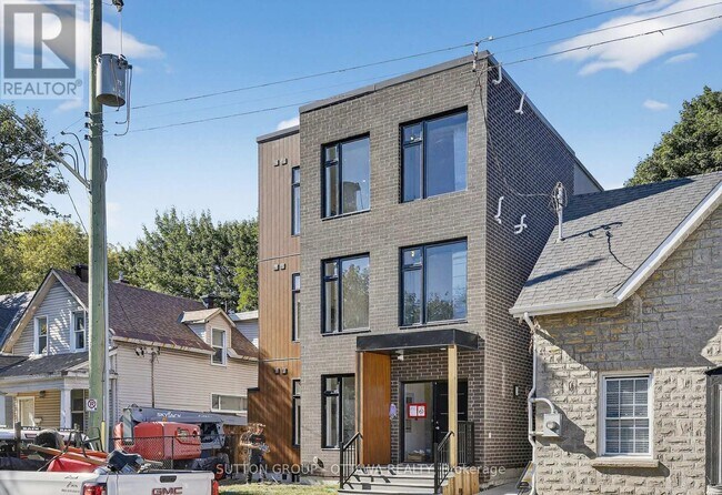 Photo - 70 Havelock St Unité 0A