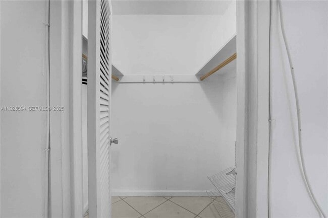 Photo - 10350 W Bay Harbor Dr Unit 2L